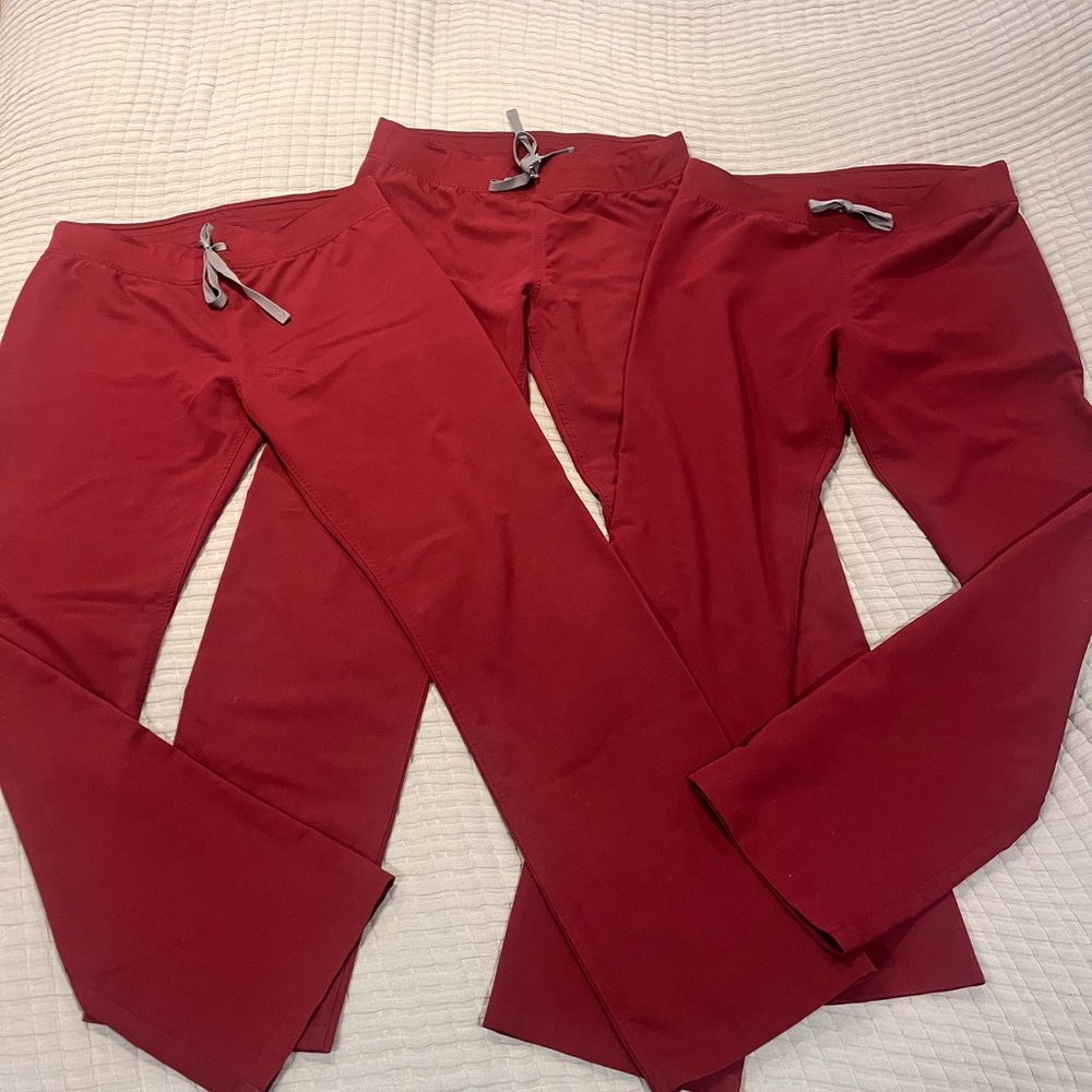 Figs Women's Maroon Livingston bundle